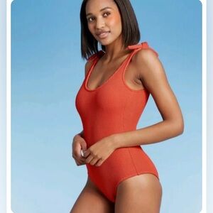 Kona Sol onepiece swimsuit orange rust Sz M